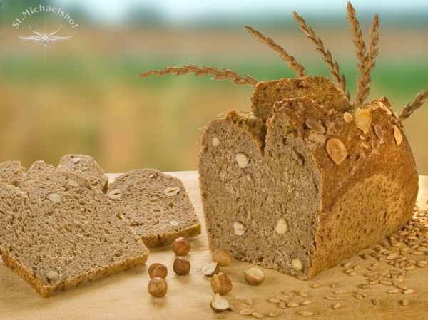 Bio Haselnuss Brot